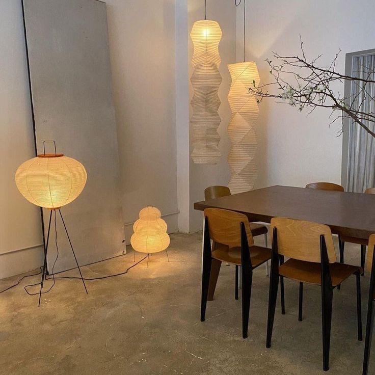 Shiro Floor Lamp | Japanese Style Paper Lamp